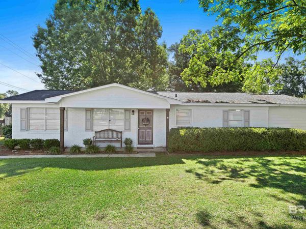 23218 Pecan Street, Robertsdale, AL 36567