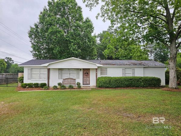 23218 Pecan Street, Robertsdale, AL 36567