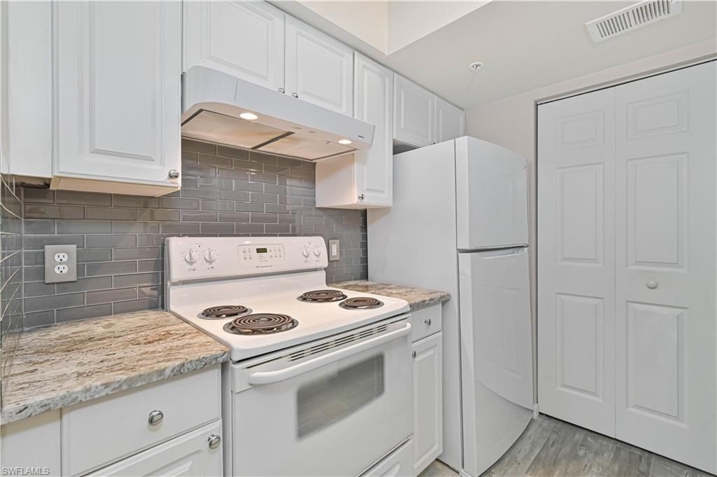 15630 Ocean Walk Cir, Unit 111, Fort Myers, FL 33908 Photo