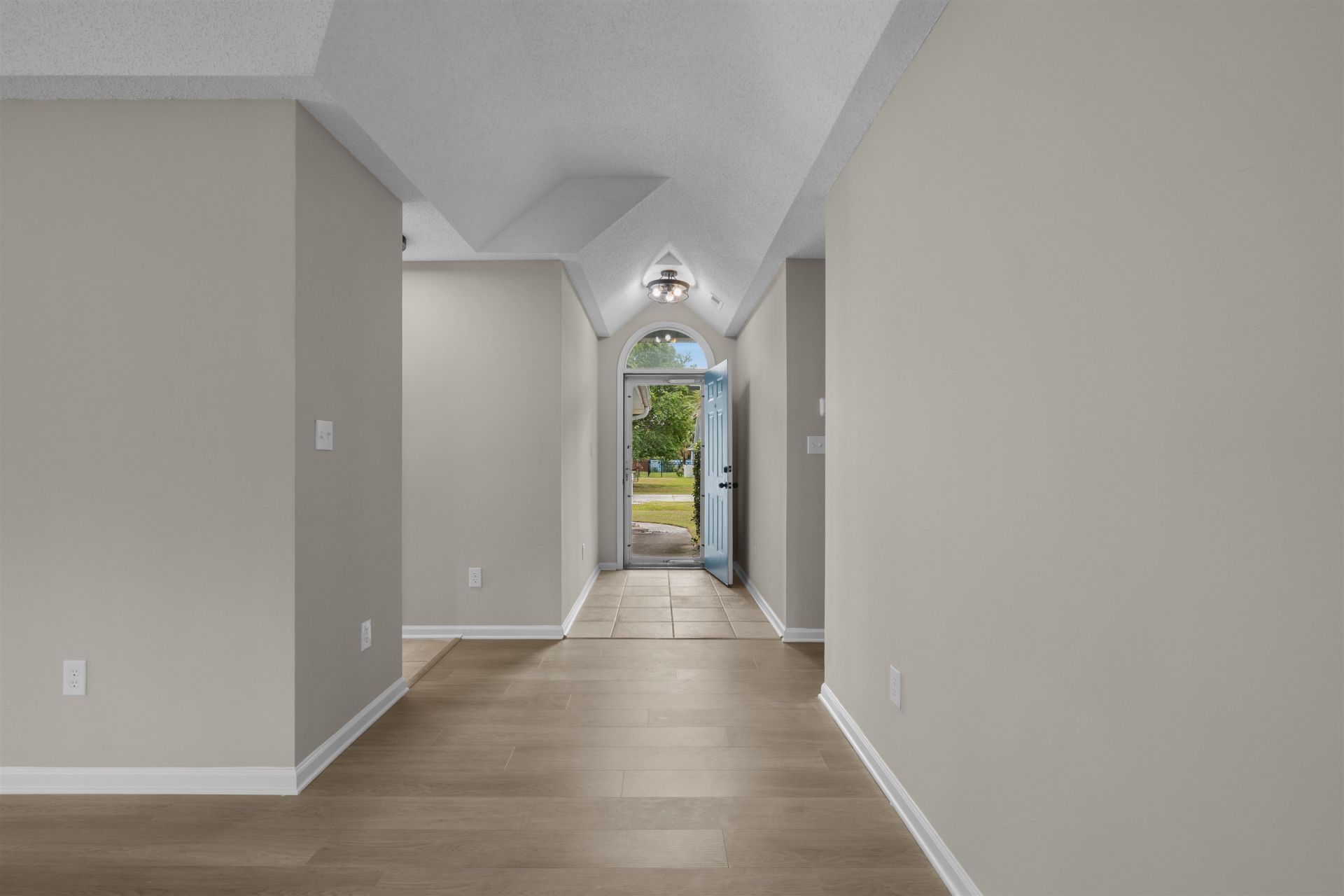 510 Lake Park Dr. Photo 11