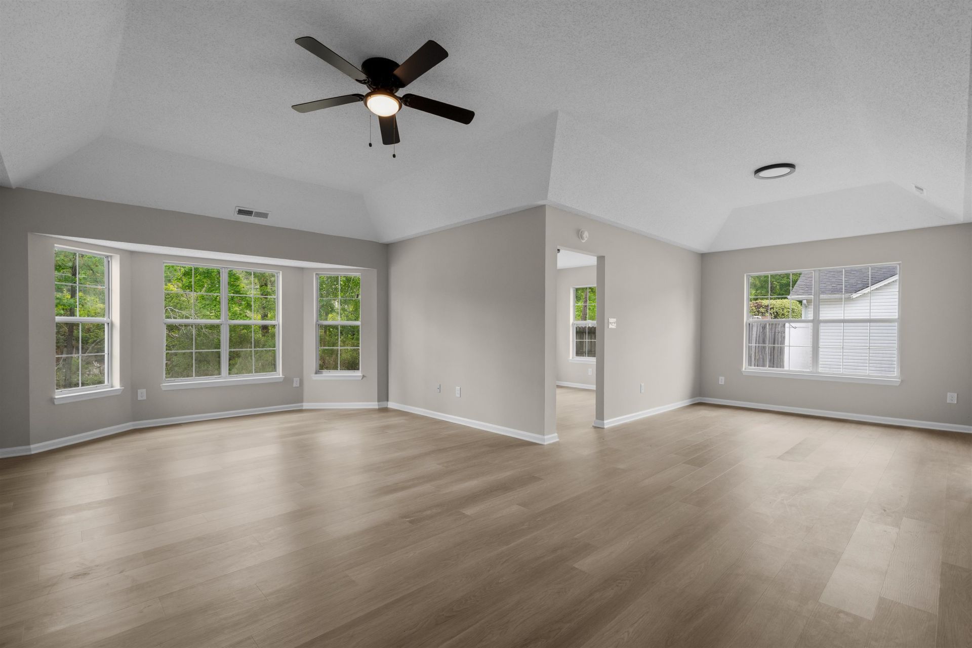 510 Lake Park Dr. Photo 12