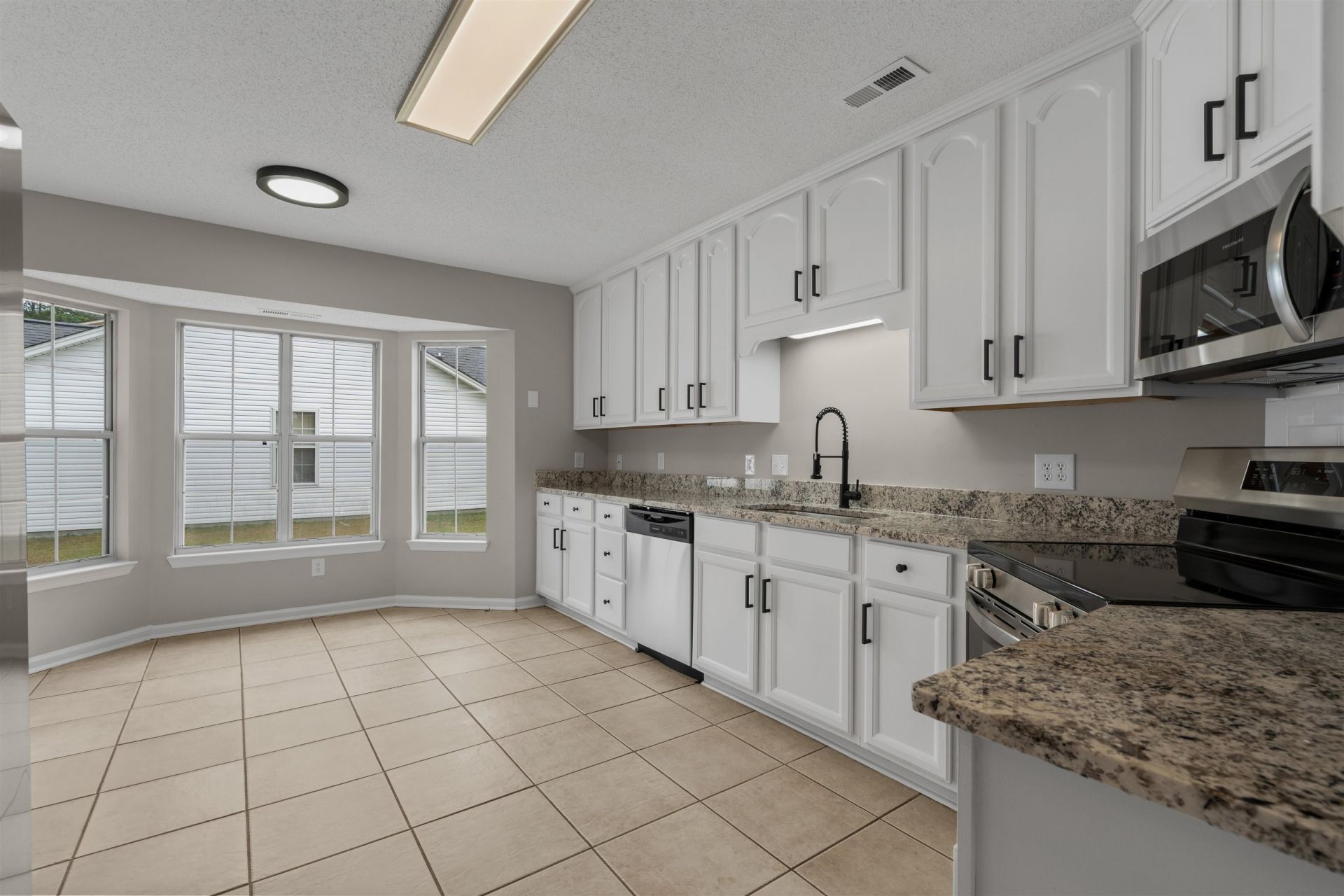 510 Lake Park Dr. Photo 17