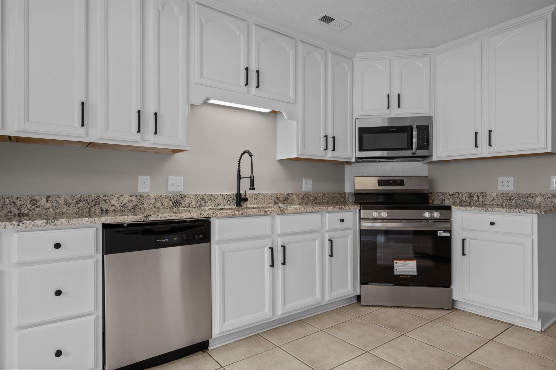 510 Lake Park Dr. Photo 19