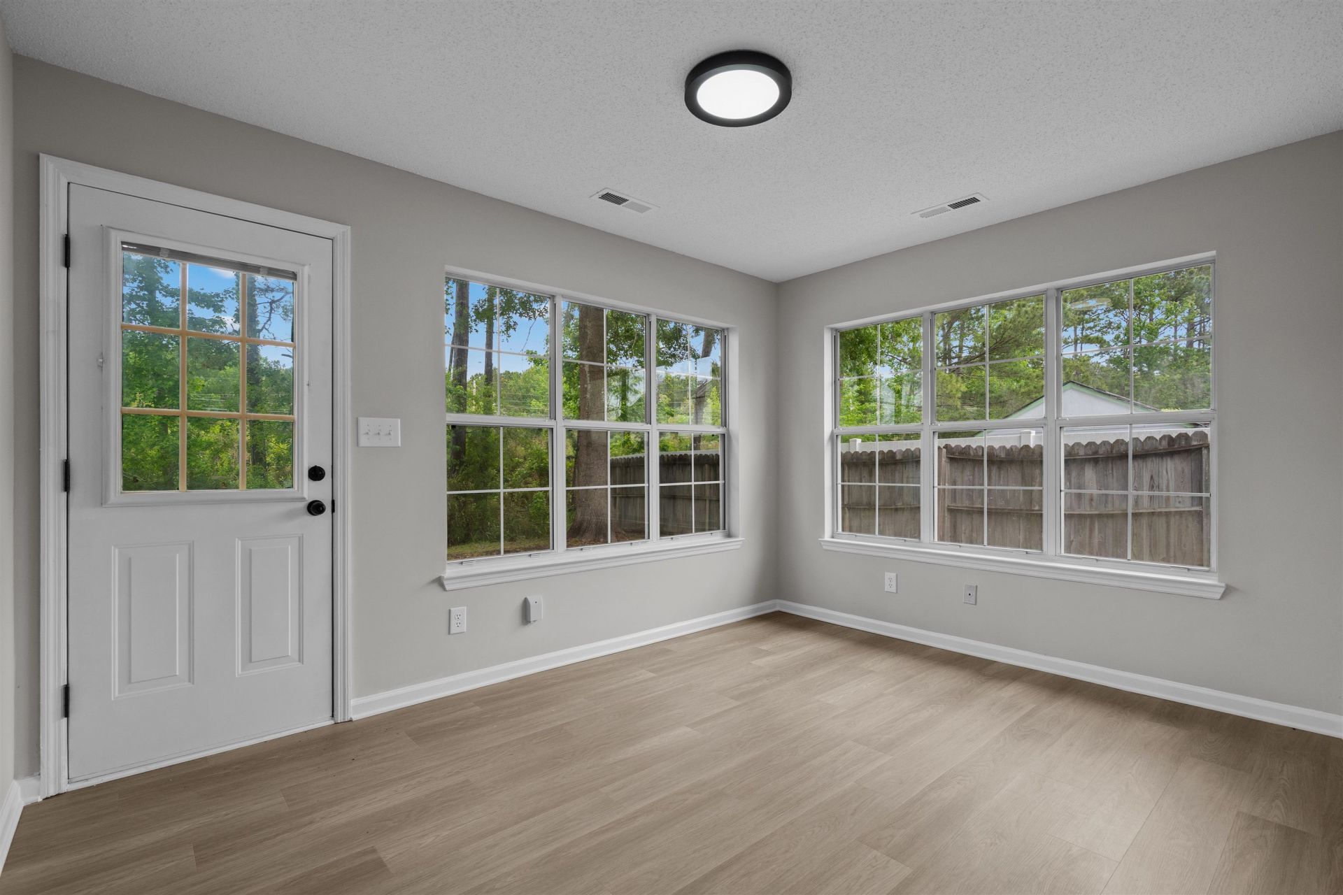 510 Lake Park Dr. Photo 21