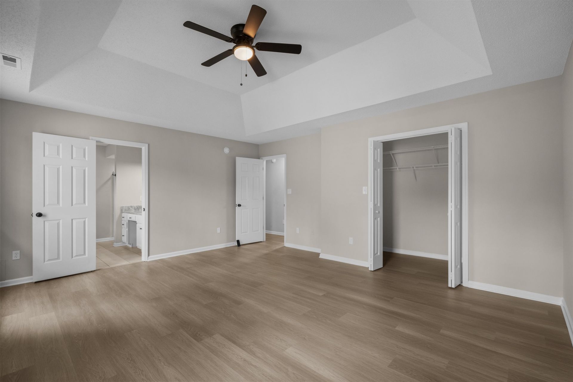 510 Lake Park Dr. Photo 28