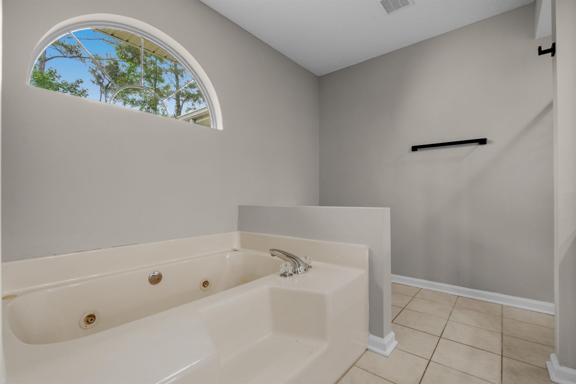510 Lake Park Dr. Photo 30