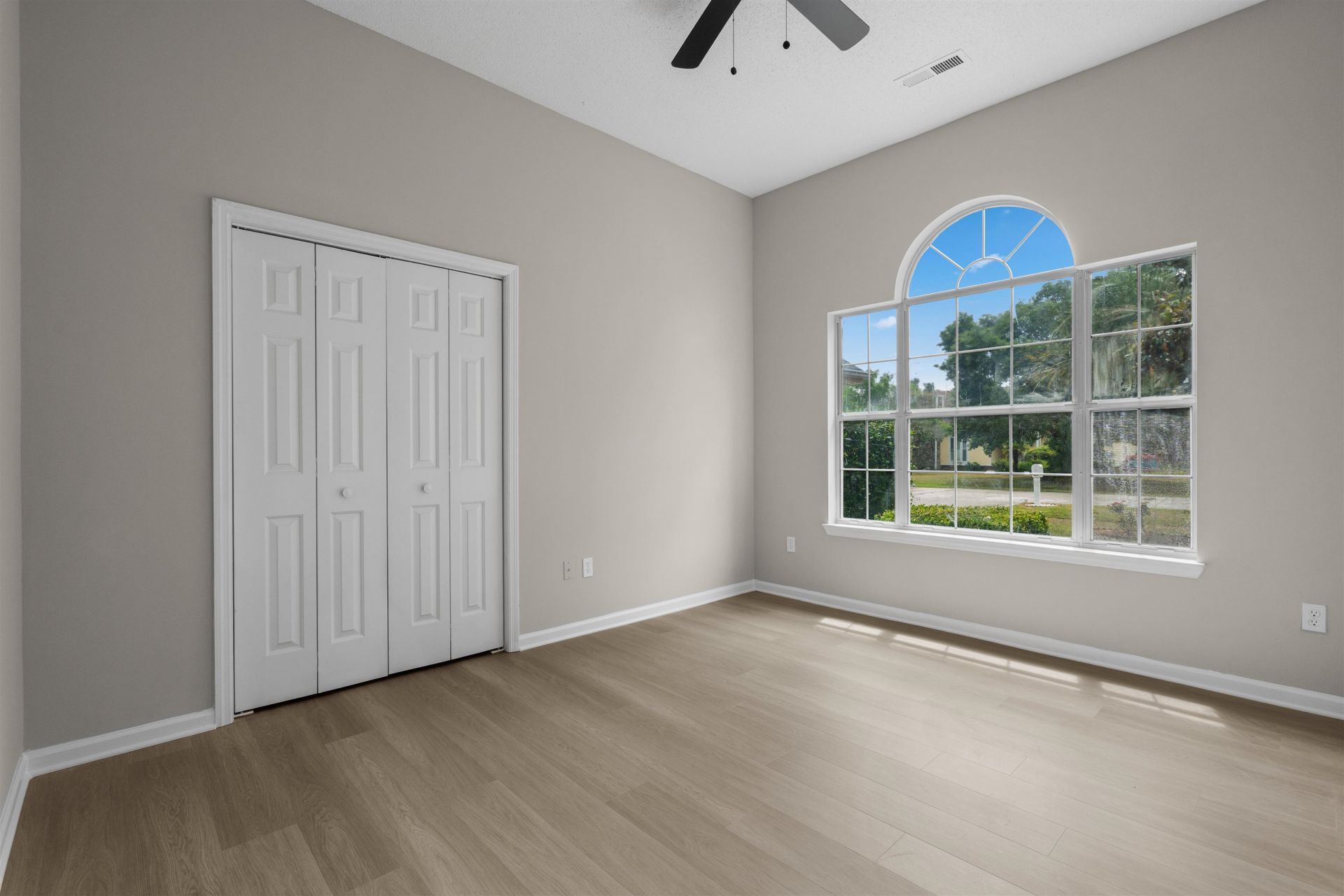 510 Lake Park Dr. Photo 33