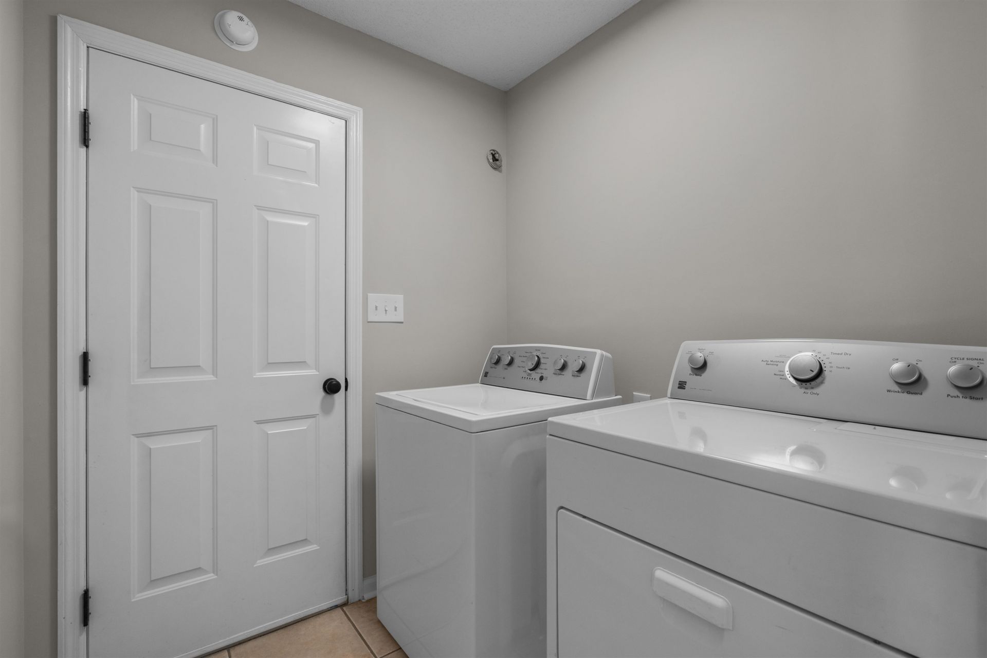 510 Lake Park Dr. Photo 36
