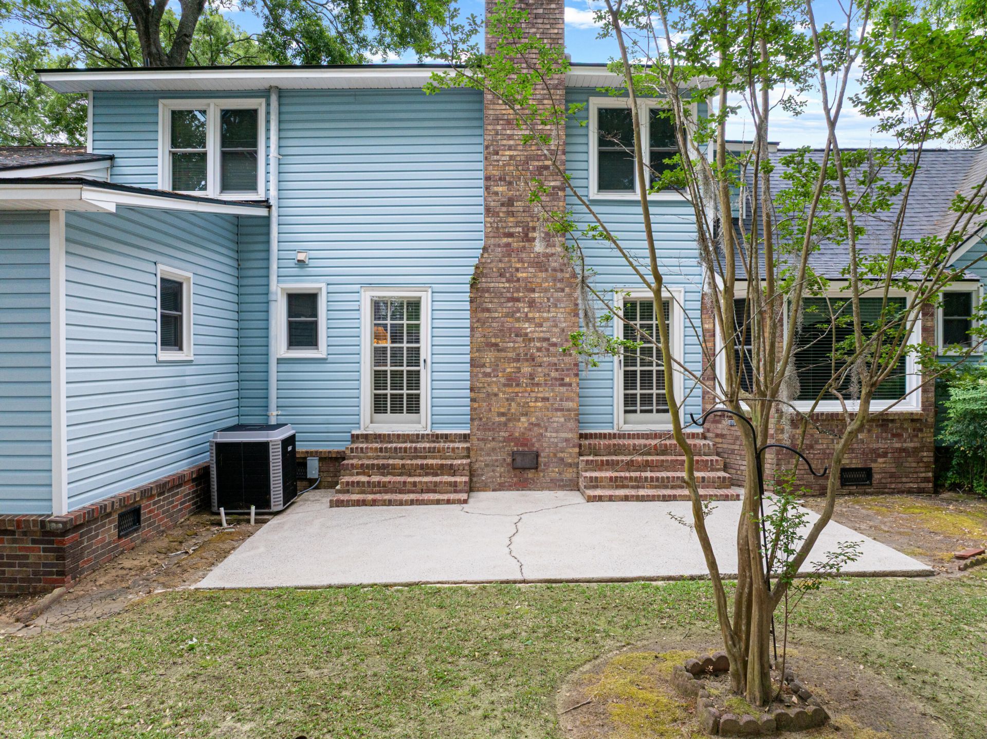 5924 Commonwealth Circle Photo 25