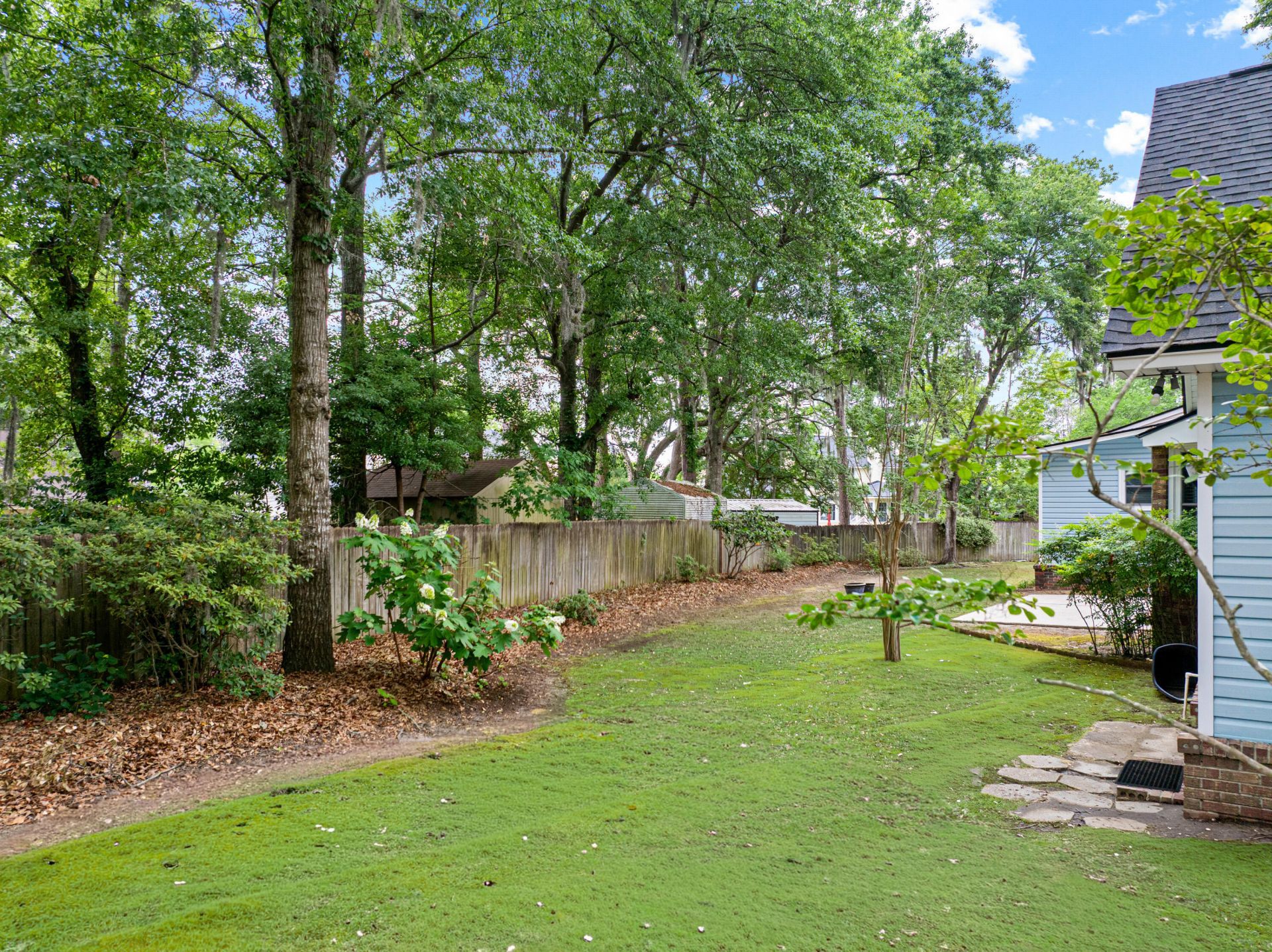 5924 Commonwealth Circle Photo 29