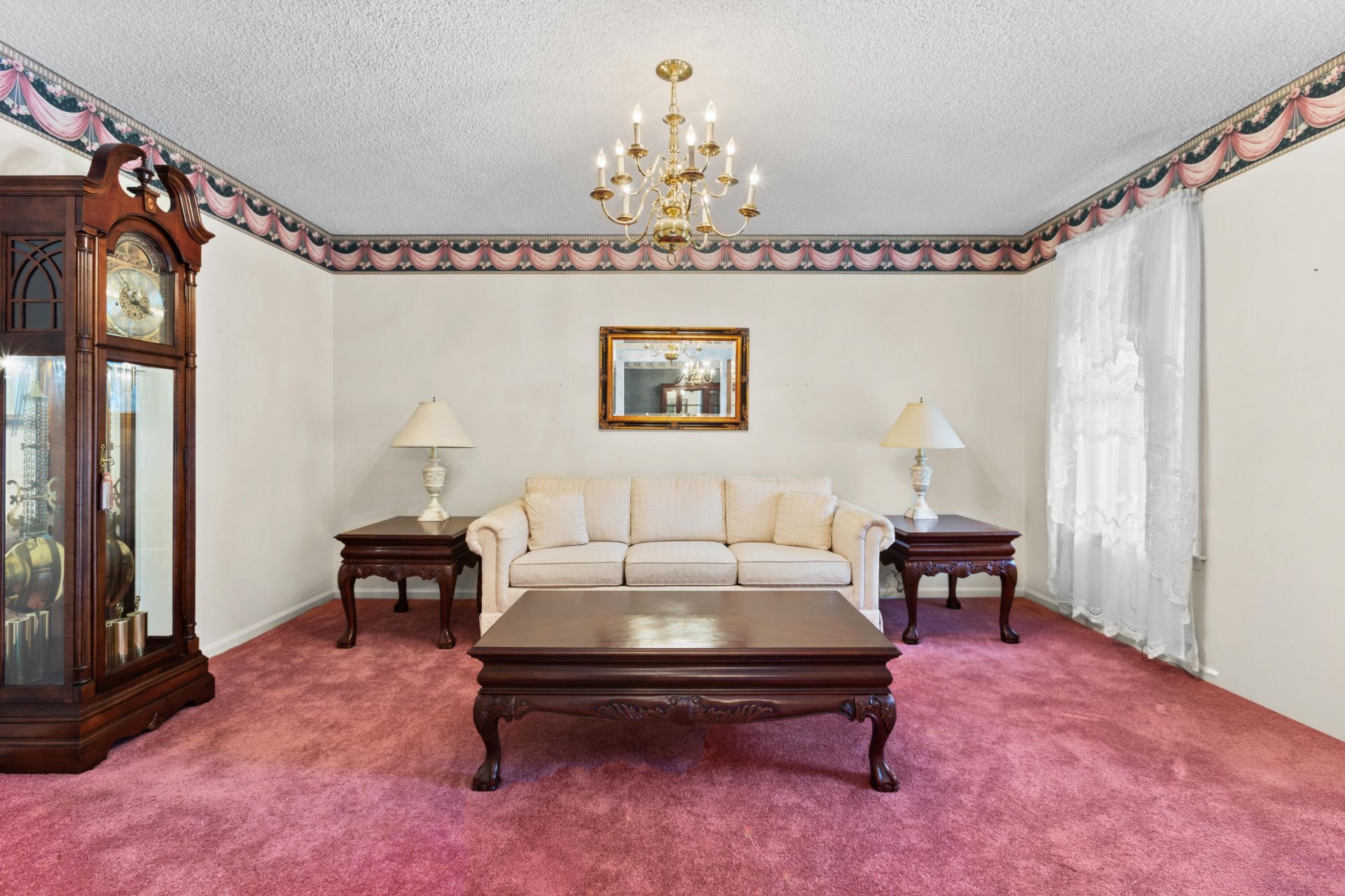 5924 Commonwealth Circle Photo 6