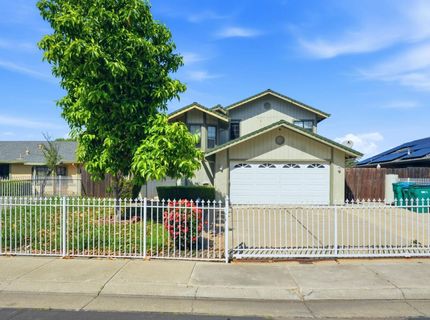 8471 Fontenay Way, Stockton, CA 95210 Photo