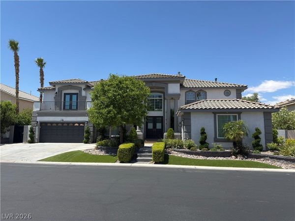 9455 Green Hunter Street , Las Vegas, NV 89123