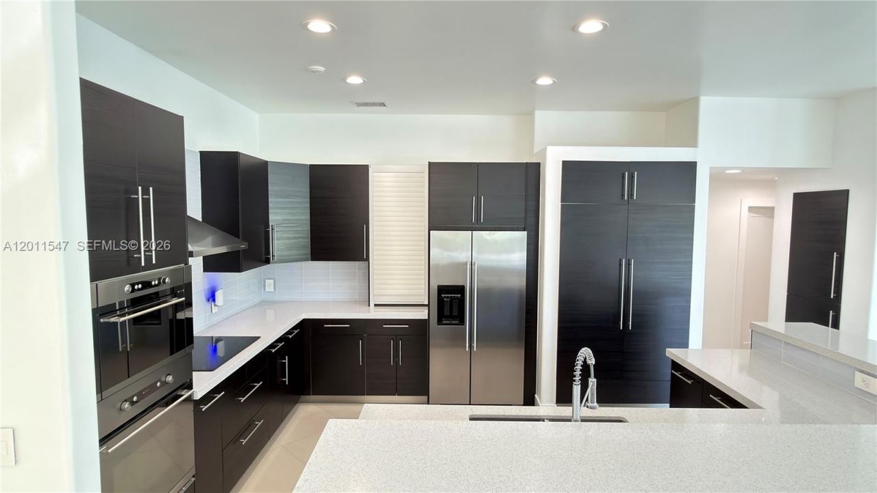 3767 Oak Ridge Cir , Unit 3767, Weston, FL 33331 Photo