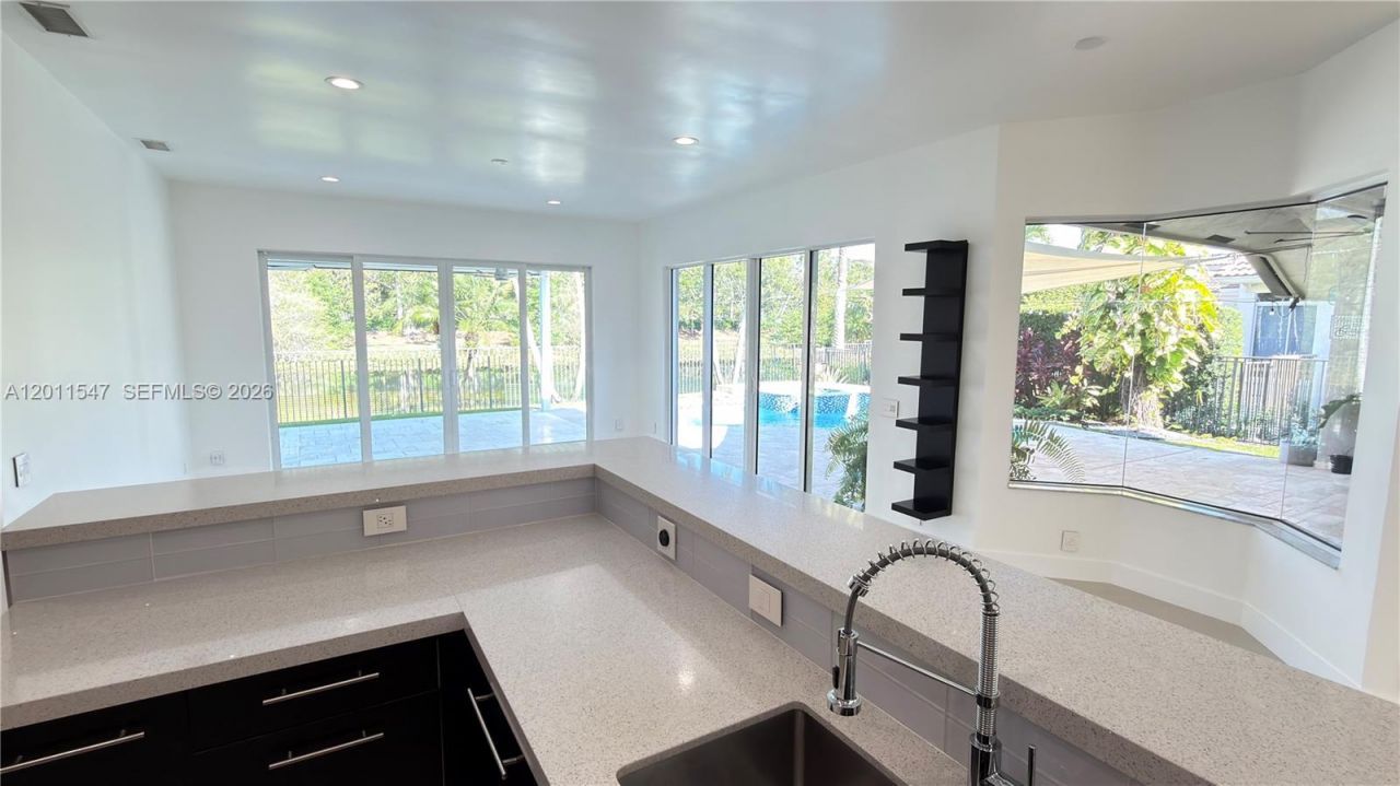 3767 Oak Ridge Cir , Unit 3767, Weston, FL 33331 Photo