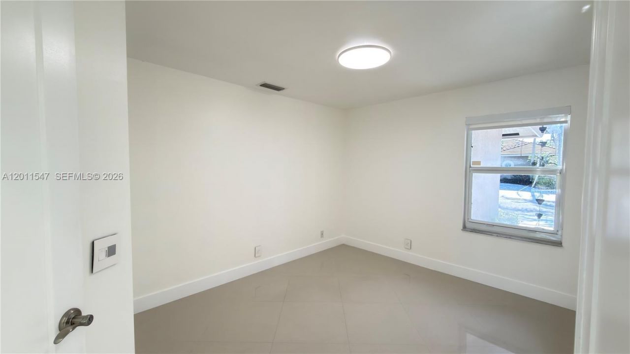 3767 Oak Ridge Cir , Unit 3767, Weston, FL 33331 Photo