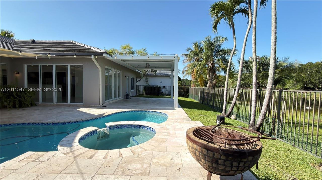 3767 Oak Ridge Cir , Unit 3767, Weston, FL 33331 Photo