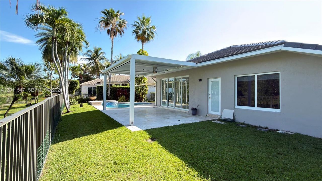 3767 Oak Ridge Cir , Unit 3767, Weston, FL 33331 Photo
