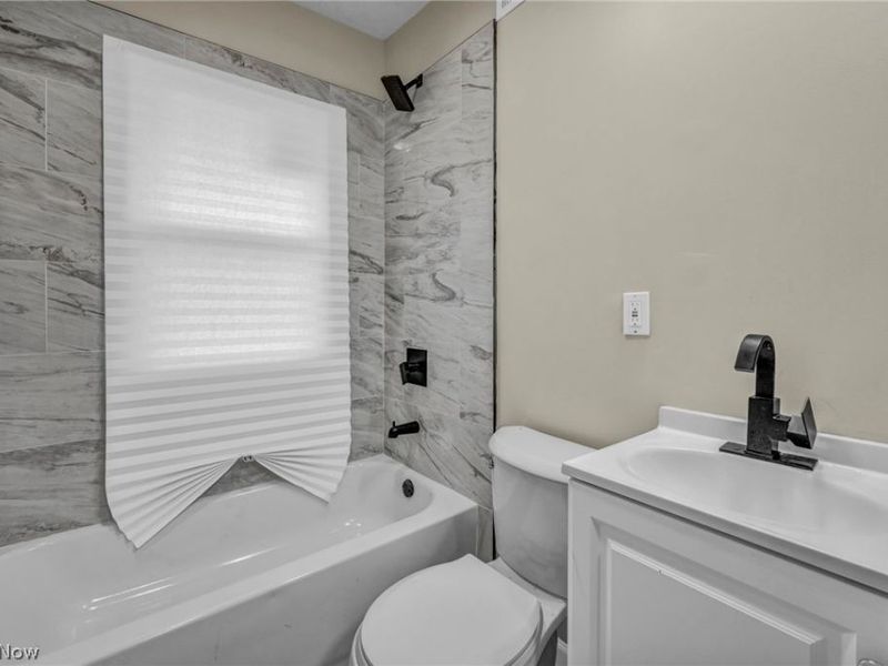 1168 N Lockwood Avenue, East Cleveland, OH 44112 Photo 40