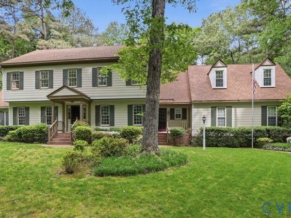 8407 Knollwood Court , Mechanicsville, VA 23116