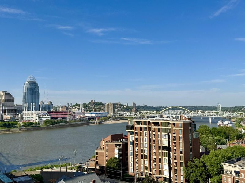 1 Roebling Way, Unit 1106, Covington, KY 41011 Photo 12
