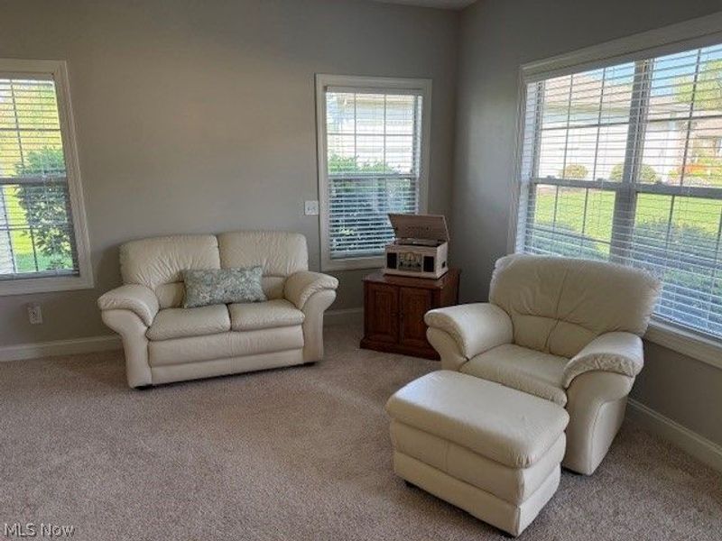 3077 Whitewood Street NW, North Canton, OH 44720 Photo 6