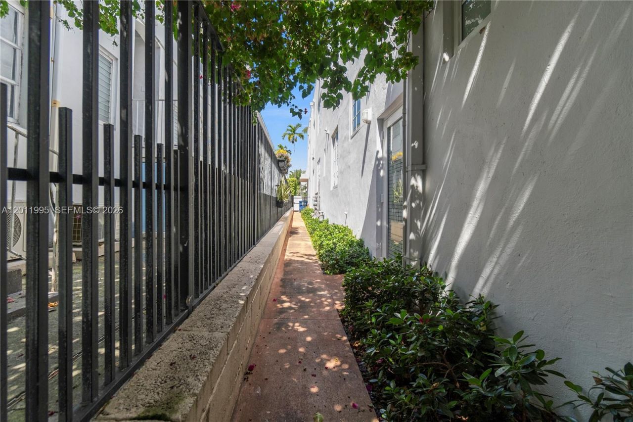 1569 Euclid Ave, Unit 7, Miami Beach, FL 33139 Photo
