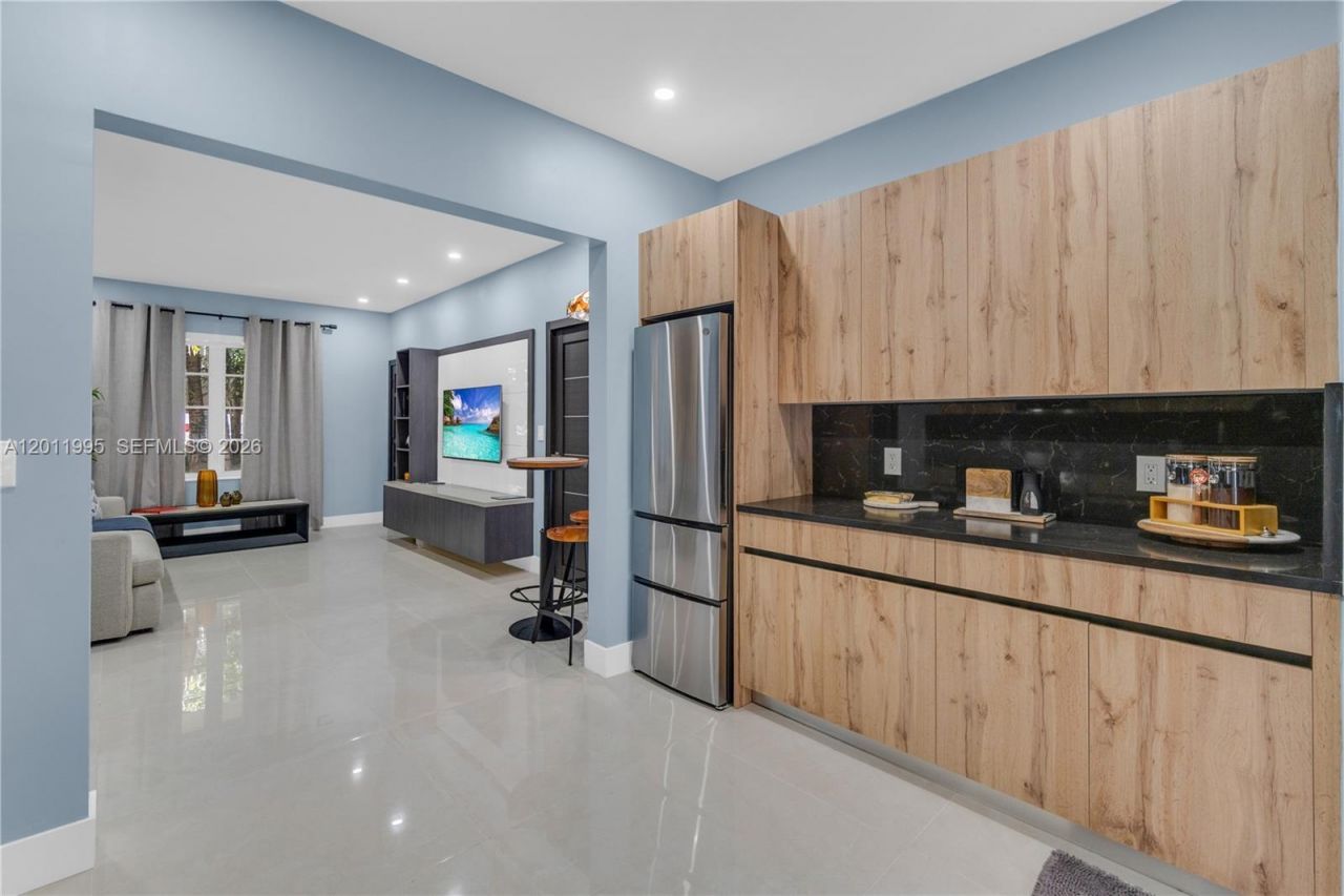 1569 Euclid Ave, Unit 7, Miami Beach, FL 33139 Photo
