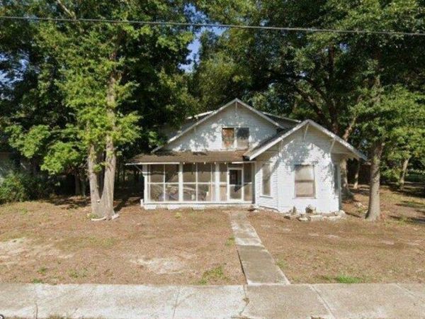 1130 Clifton Street , Conway, AR 72034
