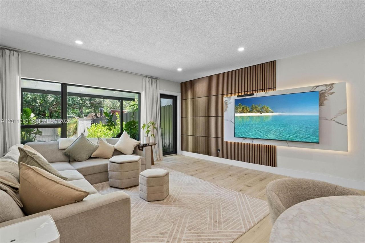 1687 NE 142nd St, Unit 1687, North Miami, FL 33181 Photo