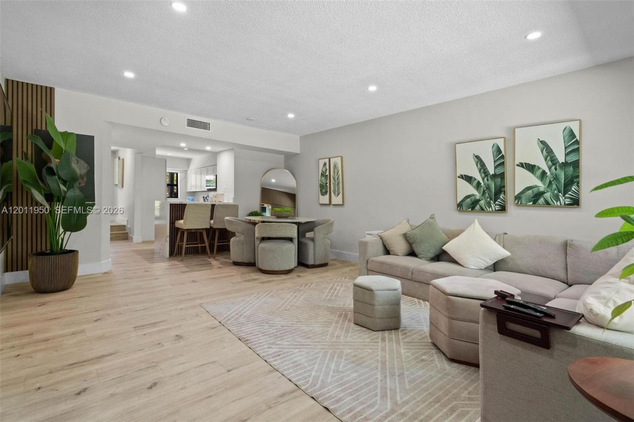 1687 NE 142nd St, Unit 1687, North Miami, FL 33181 Photo