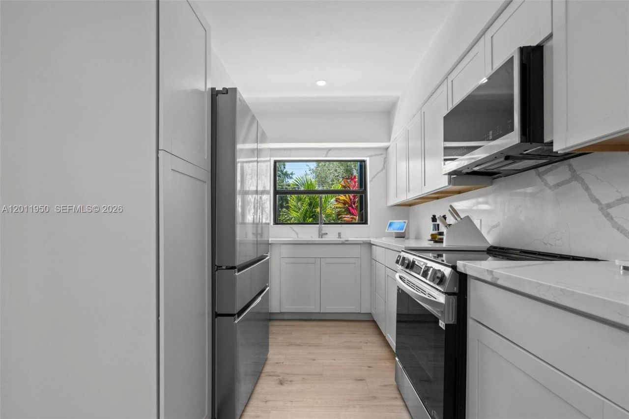 1687 NE 142nd St, Unit 1687, North Miami, FL 33181 Photo