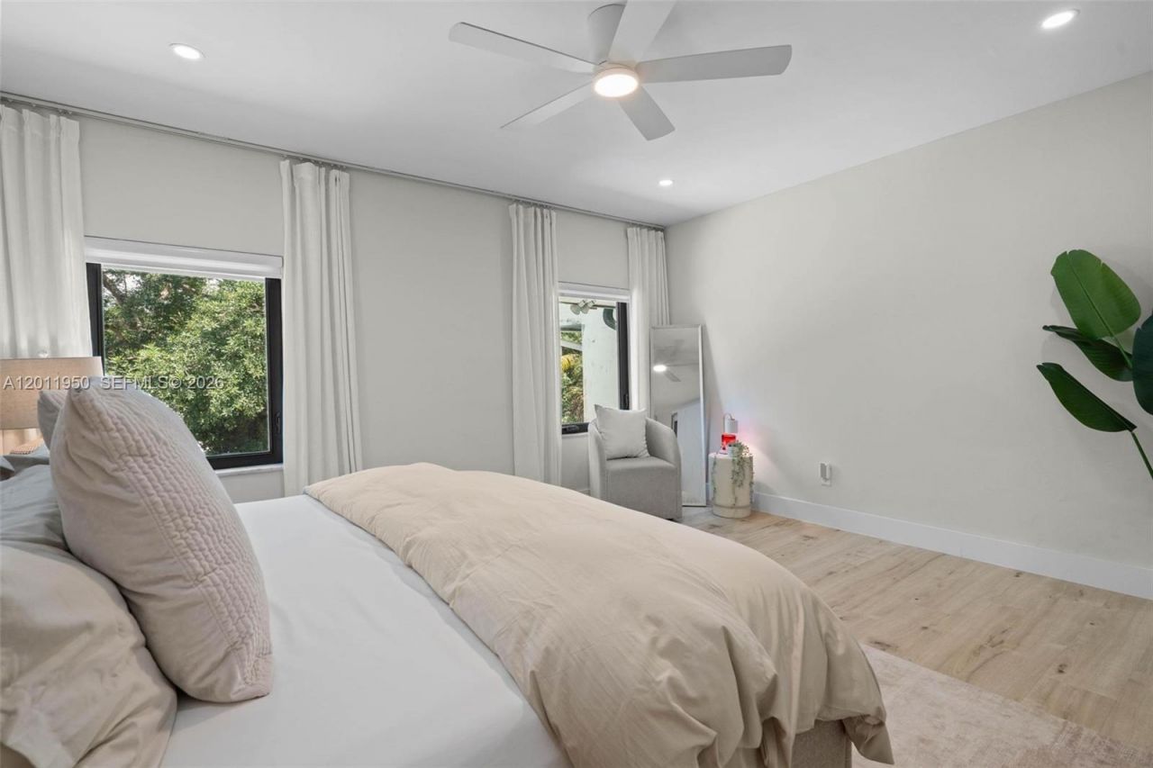 1687 NE 142nd St, Unit 1687, North Miami, FL 33181 Photo