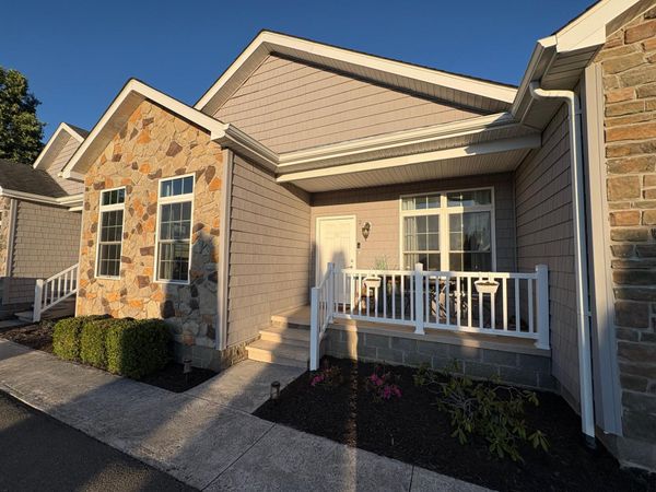 149 Townhouse Ln, Lewisburg, WV 24901
