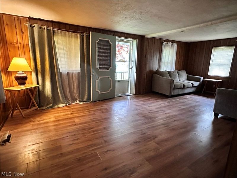 924 Ardoye Drive, Painesville, OH 44077 Photo 6