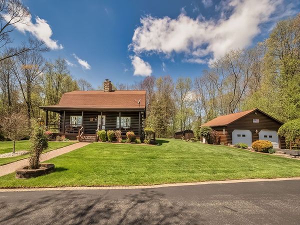 159 Ivywood Road , Saxonburg, PA 16056