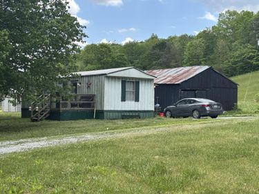 2172 Patty Ridge Road, Dunnville, KY 42528