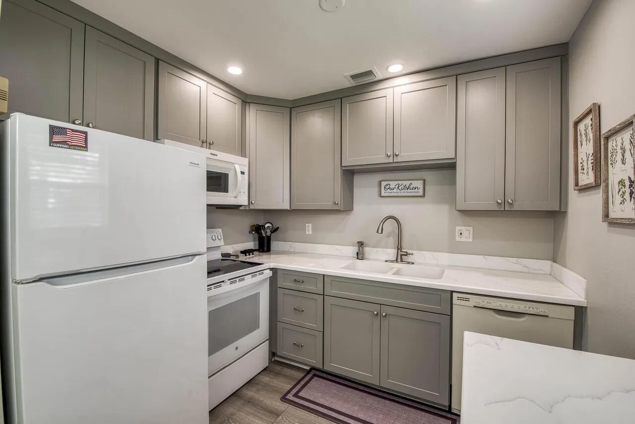 2929 SE Ocean Boulevard, Unit 114-6, Stuart, FL 34996 Photo