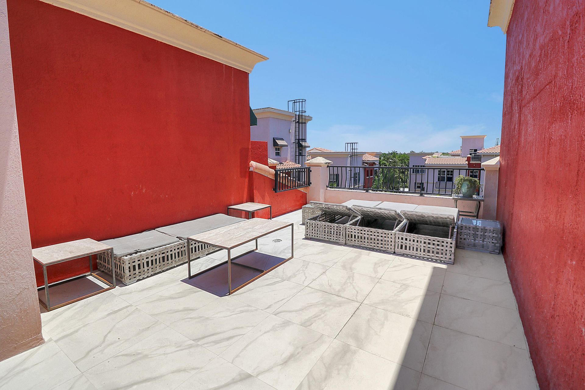 1033 NE 17th Way, Unit 1204, Fort Lauderdale, FL 33304 Photo