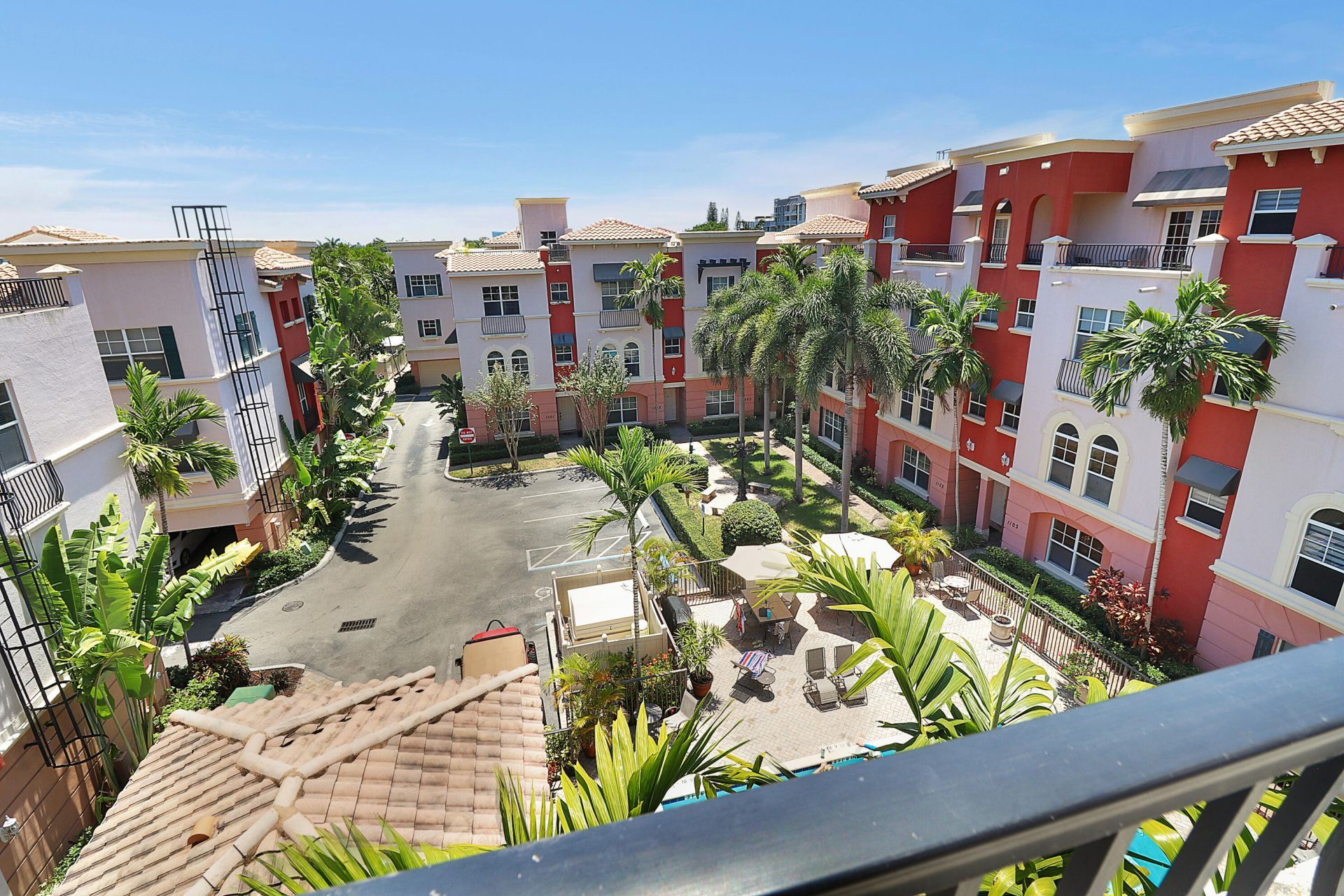 1033 NE 17th Way, Unit 1204, Fort Lauderdale, FL 33304 Photo