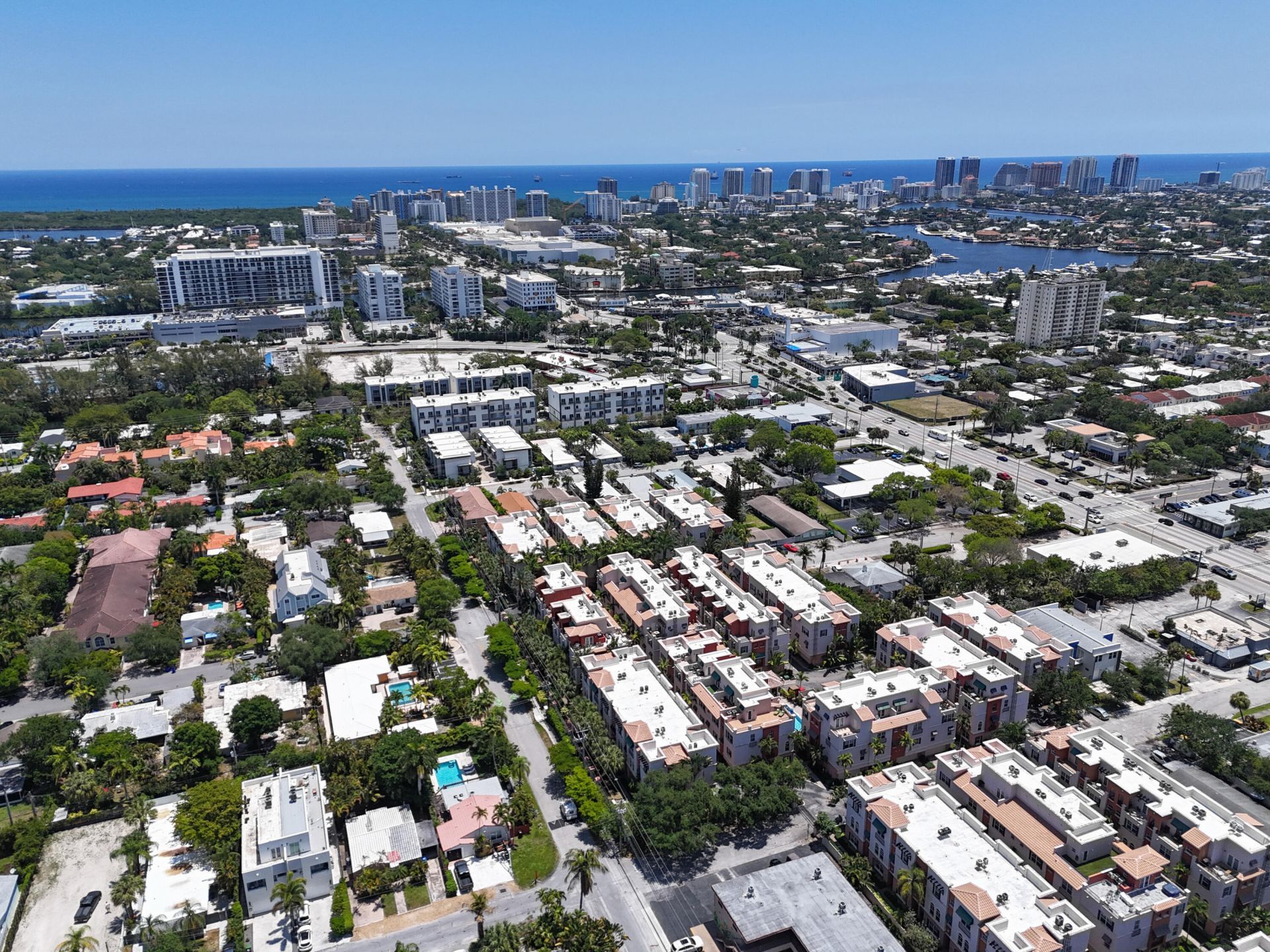 1033 NE 17th Way, Unit 1204, Fort Lauderdale, FL 33304 Photo