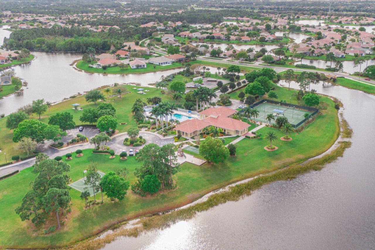 665 SW Andros Circle, Port Saint Lucie, FL 34986 Photo