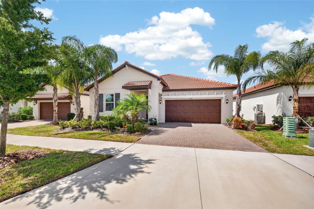 5513 Little Path Drive , Wimauma, FL 33598 Photo