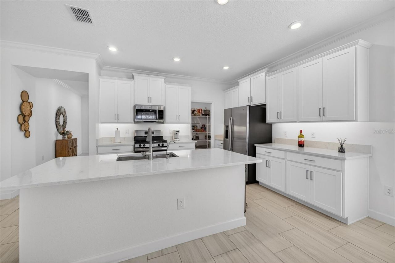 5513 Little Path Drive , Wimauma, FL 33598 Photo