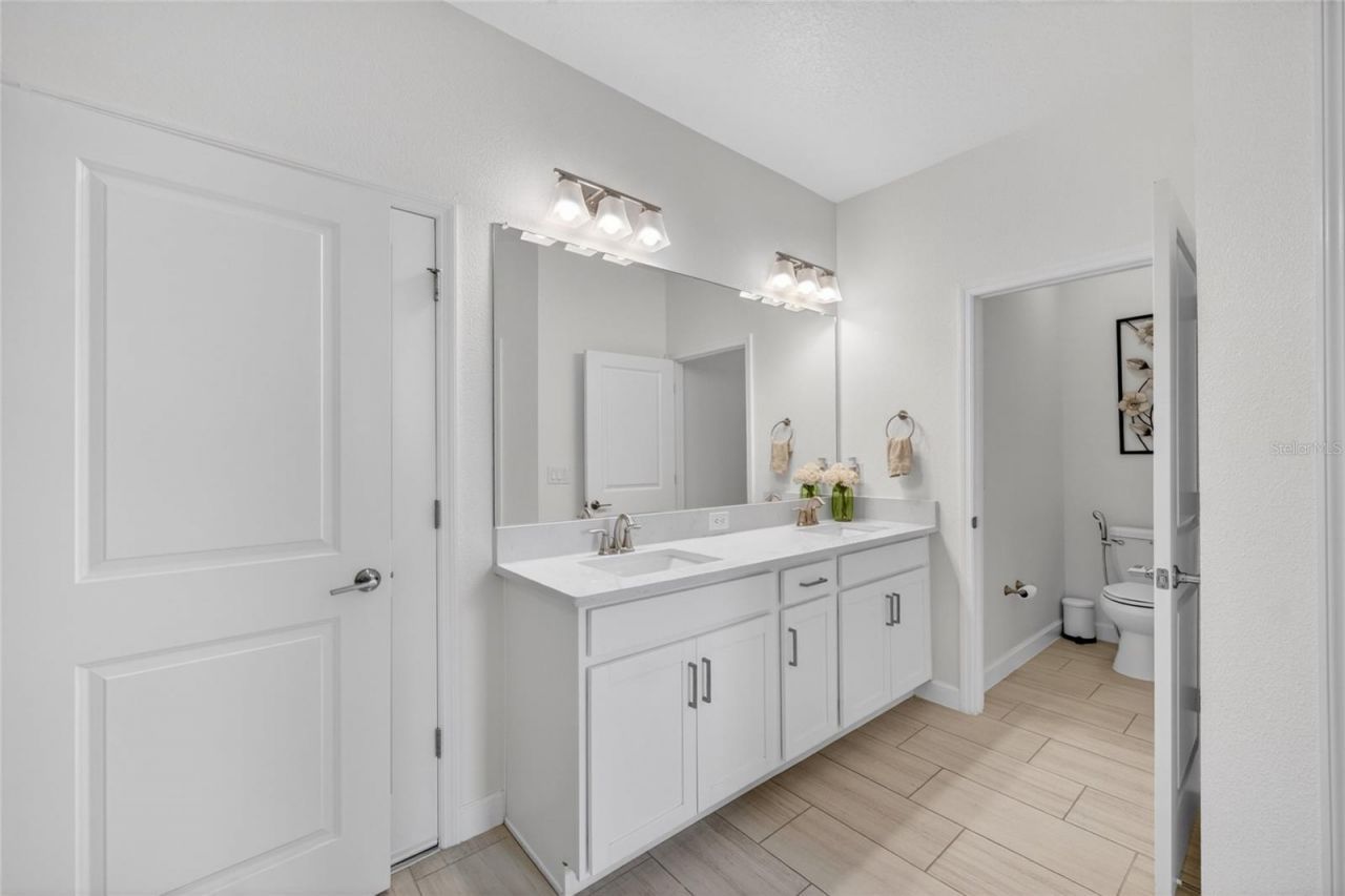 5513 Little Path Drive , Wimauma, FL 33598 Photo