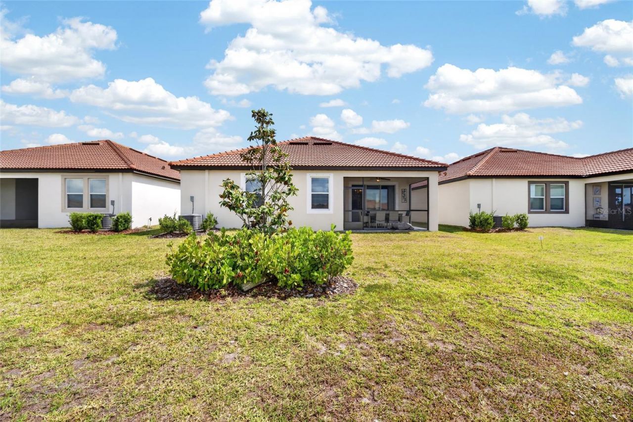 5513 Little Path Drive , Wimauma, FL 33598 Photo