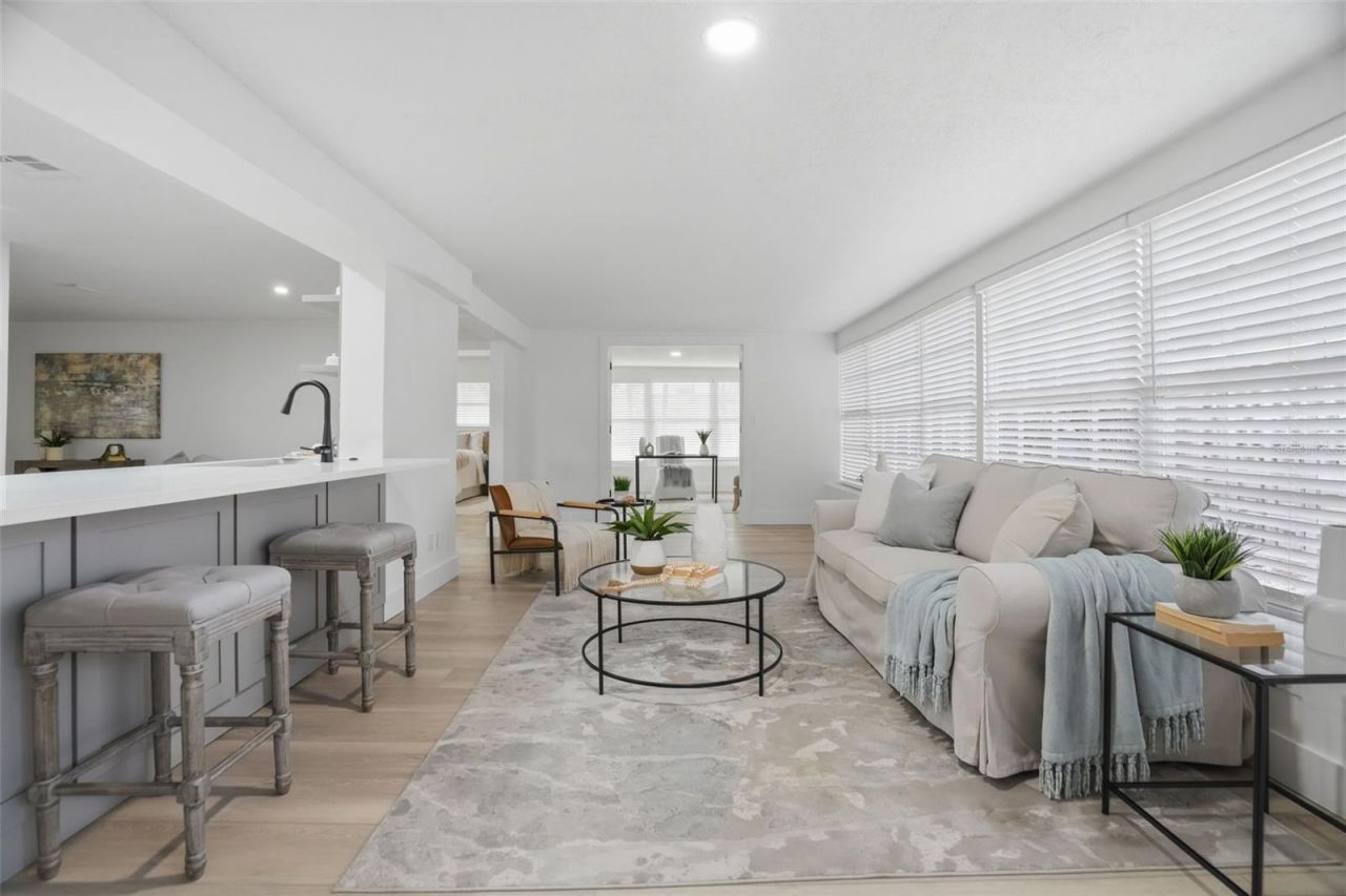1200 80th St S, Saint Petersburg, FL 33707 Photo