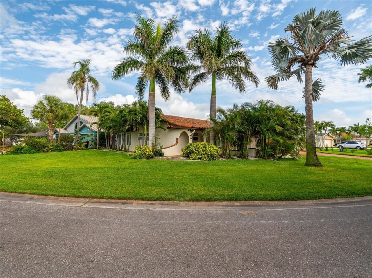 1200 80th St S, Saint Petersburg, FL 33707 Photo