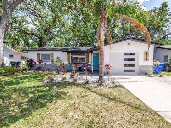 3518 POCAHONTAS DRIVE , LARGO, FL 33774