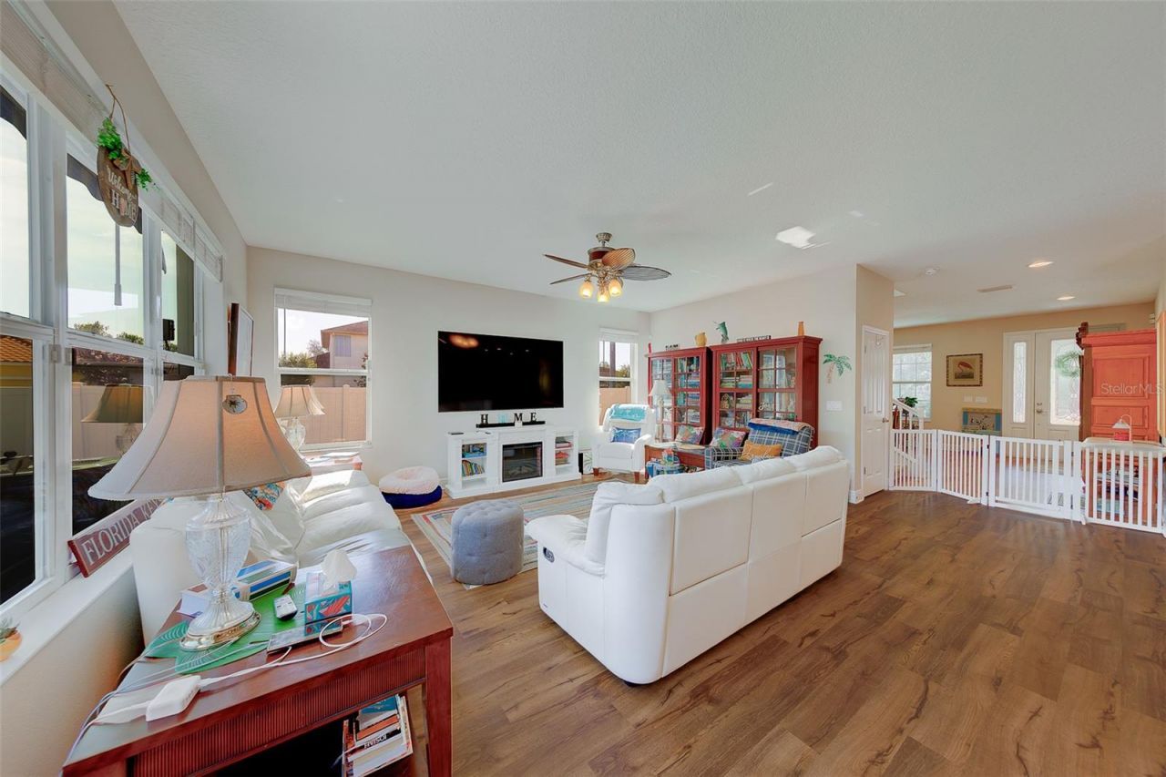 7405 70th Avenue N, Pinellas Park, FL 33781 Photo